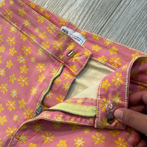 Zara Retro Daisy Floral Flare High Rise Bohemian Jeans 60s 70s 80s 90s size 2 - Picture 7 of 15